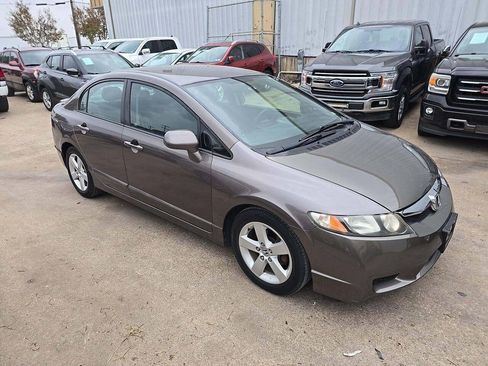 Used 2011 Honda Civic LX image 4