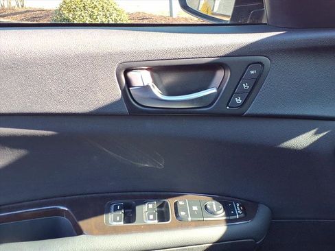 Used 2017 Kia Optima EX image 21