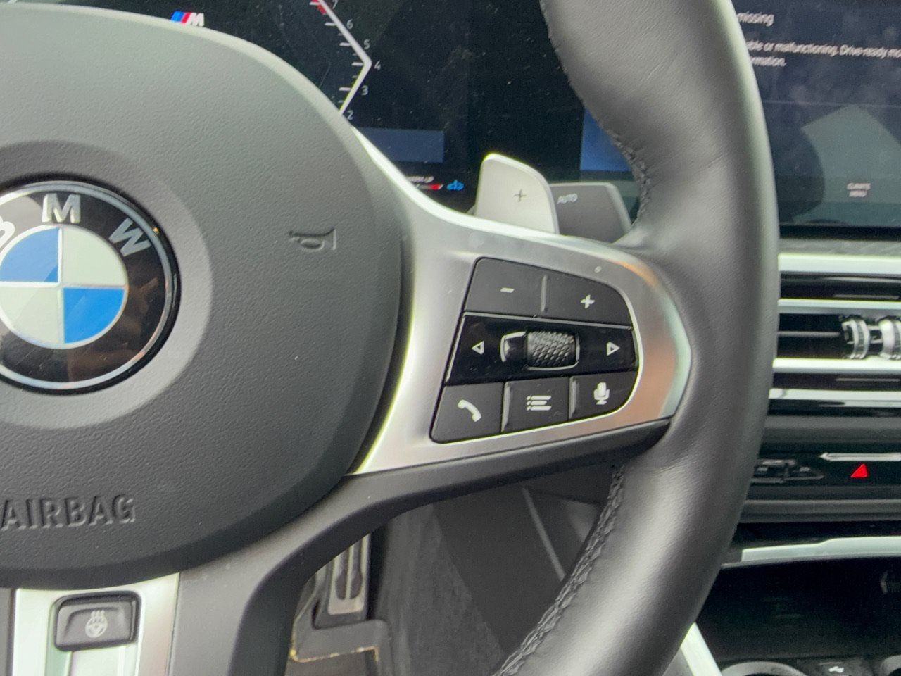 Certified 2024 BMW 330i xDrive Sedan w/ M Sport Package AWD/4WD image 19