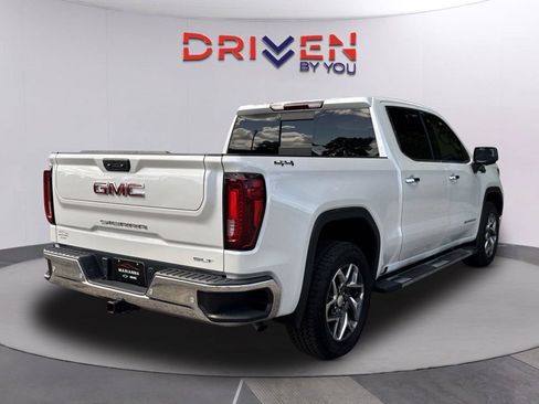 Used 2024 GMC Sierra 1500 SLT w/ SLT Premium Plus Package AWD/4WD image 4