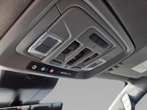 New 2026 Chevrolet Silverado 1500 LTZ w/ LTZ Premium Package image 9