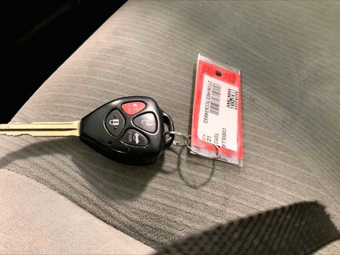 Used 2012 Toyota Corolla LE image 13