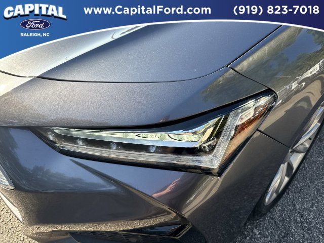 Used 2023 Acura TLX FWD image 11
