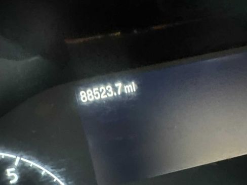 Used 2023 Ford Transit Connect XLT FWD image 3