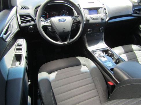 Certified 2019 Ford Edge SE AWD/4WD image 2