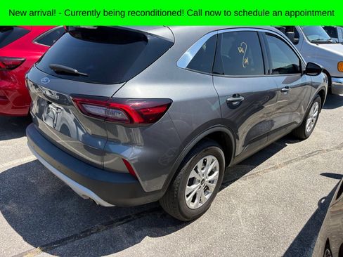 Used 2024 Ford Escape Active w/ Tech Pack #1 FWD image 3