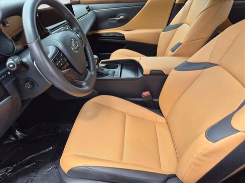 Certified 2025 Lexus ES 350 w/ Premium Package FWD image 16