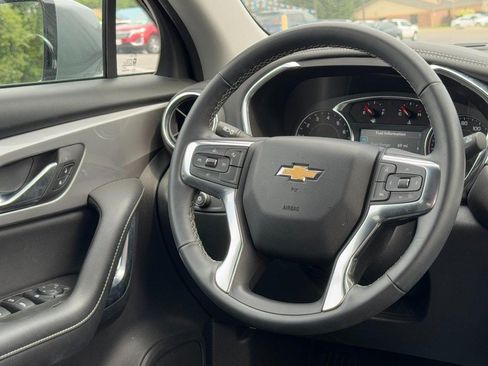 Used 2024 Chevrolet Blazer LT FWD image 12