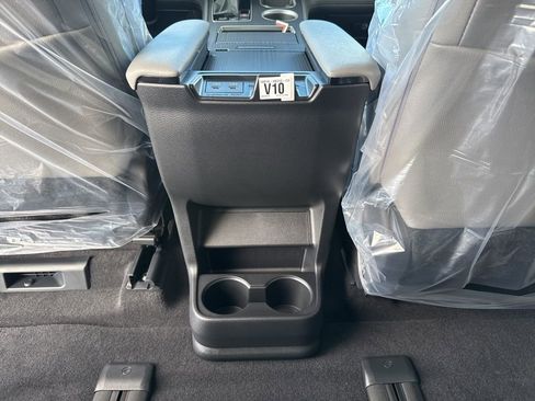 Certified 2025 Toyota Sienna XLE image 14