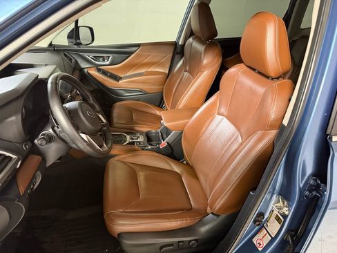 Used 2020 Subaru Forester Touring image 12