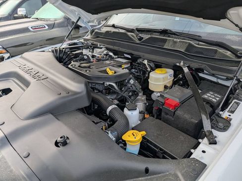 New 2026 RAM 2500 Tradesman AWD/4WD image 31