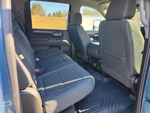 Used 2026 Chevrolet Silverado 2500 LT w/ Trail Boss Package image 41