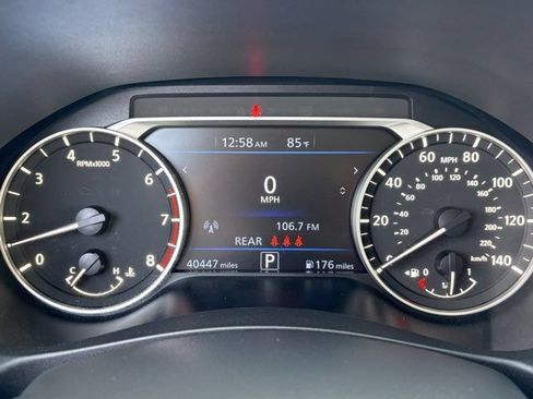 Used 2023 Nissan Altima 2.5 SV FWD image 23