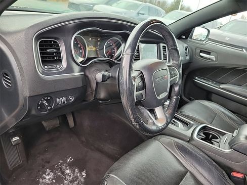 Used 2018 Dodge Charger R/T w/ Plus Group image 17