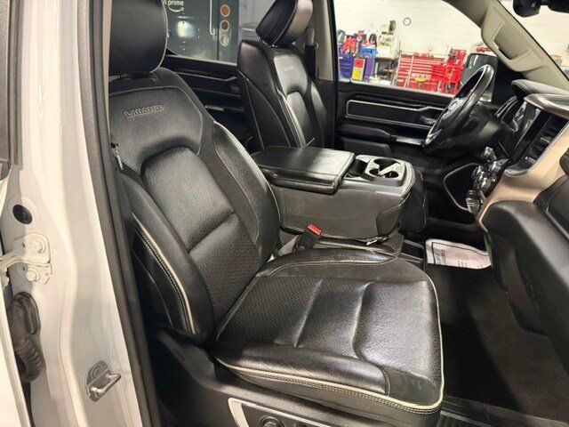 Used 2022 RAM 1500 Laramie w/ Off Road Group AWD/4WD image 9