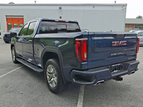 Used 2021 GMC Sierra 1500 Denali w/ Driver Alert Package II AWD/4WD image 4