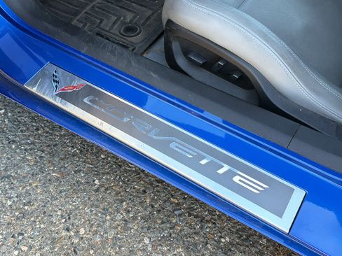 Used 2019 Chevrolet Corvette Stingray Coupe w/ 2LT Preferred Equipment Group RWD image 17