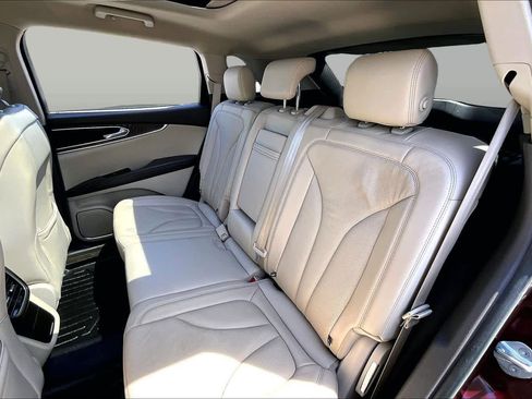 Used 2017 Lincoln MKX Reserve FWD image 20