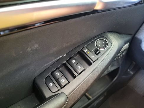 Certified 2024 Kia Seltos SX AWD/4WD image 19
