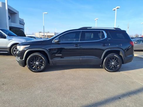 Used 2019 GMC Acadia SLT image 2