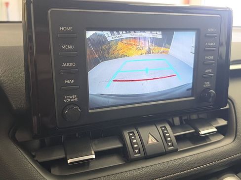 Used 2019 Toyota RAV4 XLE Premium w/ Cold Weather Package AWD/4WD image 11