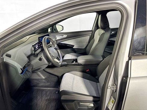 Certified 2024 Volkswagen ID.4 2WD image 12
