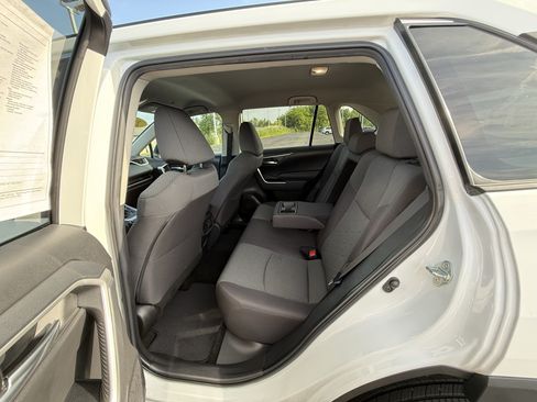 Certified 2023 Toyota RAV4 XLE AWD/4WD image 18