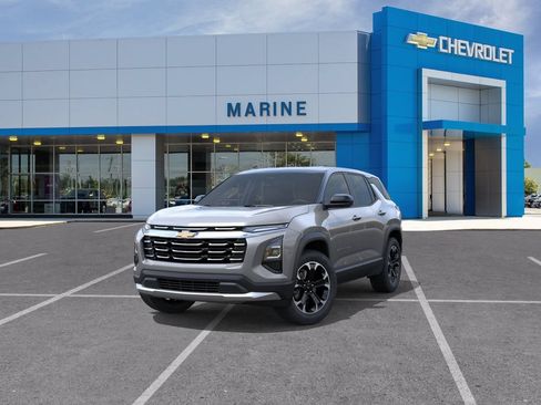 New 2027 Chevrolet Equinox LT FWD image 8