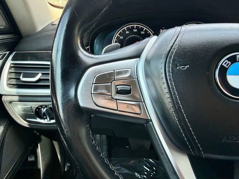 Used 2017 BMW 740i RWD image 27