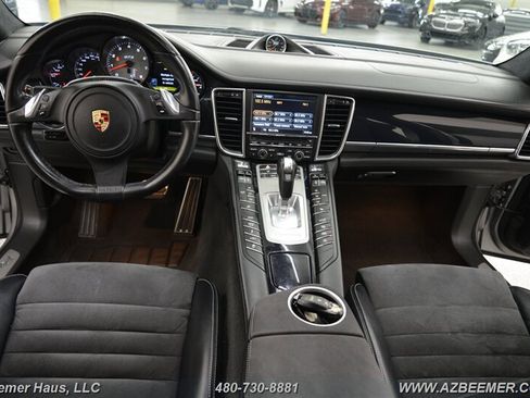 Used 2013 Porsche Panamera GTS image 16