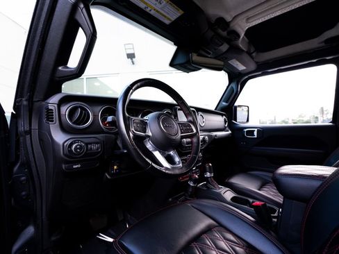 Used 2020 Jeep Gladiator Rubicon AWD/4WD image 29