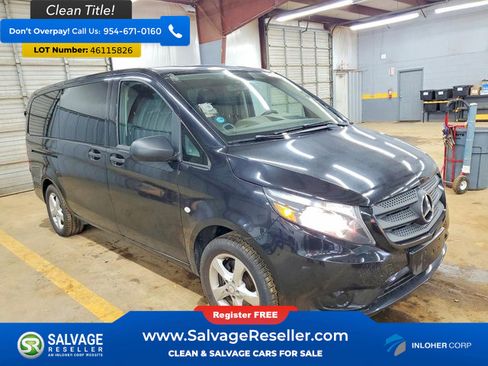 Used 2017 Mercedes-Benz Metris Passenger image 5