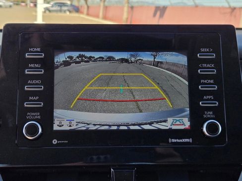 Used 2022 Toyota Camry SE w/ Convenience Package image 19