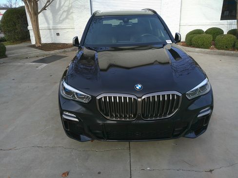 Used 2020 BMW X5 M50i w/ Executive Package image 5