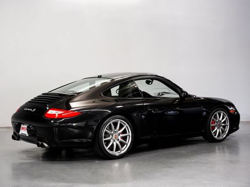 Used 2011 Porsche 911 Carrera S RWD image 3