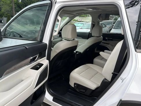Used 2021 Kia Telluride EX w/ EX Premium Package AWD/4WD image 28
