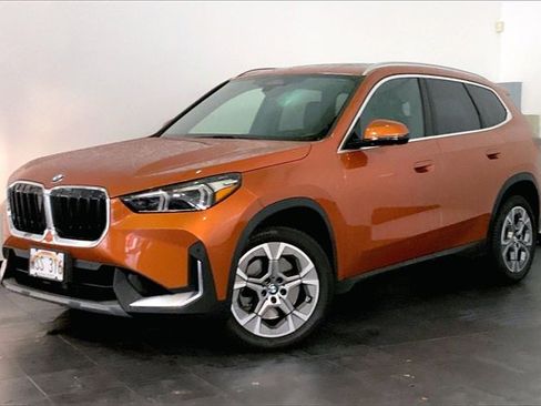 Certified 2023 BMW X1 xDrive28i w/ Convenience Package image 1