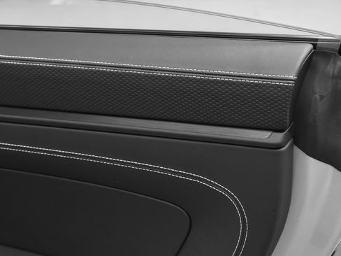 Certified 2022 Porsche 911 GT3 RWD image 37