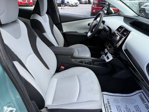 Used 2017 Toyota Prius One FWD image 29