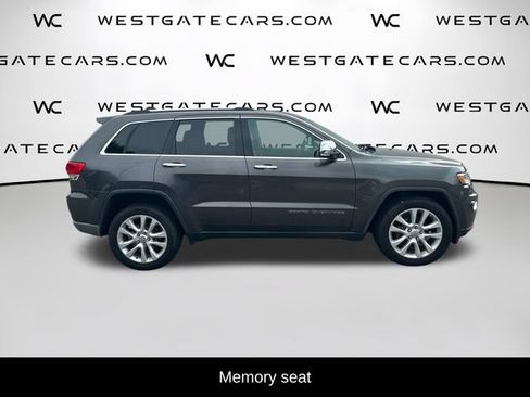 Used 2017 Jeep Grand Cherokee Limited AWD/4WD image 24