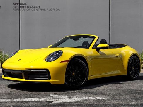Used 2022 Porsche 911 Carrera RWD image 1