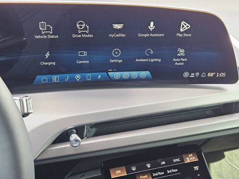 New 2026 Cadillac Vistiq Luxury image 18