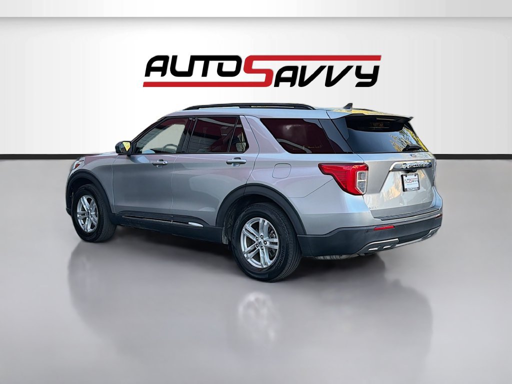 Used 2021 Ford Explorer XLT w/ Equipment Group 202A RWD image 5