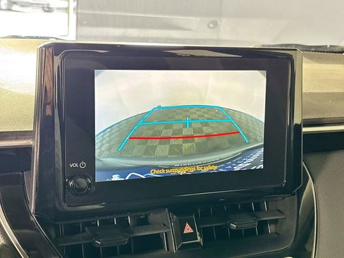 Used 2023 Toyota Corolla LE image 16