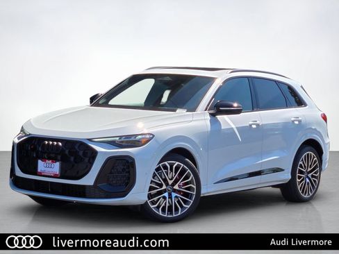Used 2025 Audi SQ5 Premium Plus w/ Premium Plus Package AWD/4WD image 2
