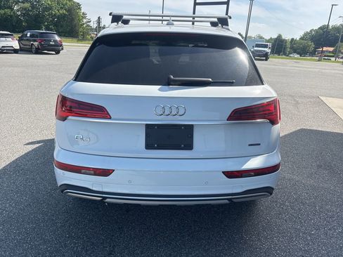 Used 2023 Audi Q5 2.0T Premium w/ Convenience Package AWD/4WD image 7