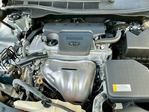 Used 2016 Toyota Camry XLE FWD image 7
