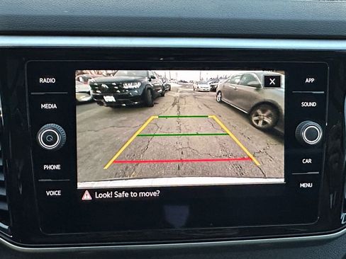 Used 2022 Volkswagen Atlas SE w/ Panoramic Sunroof Package image 17