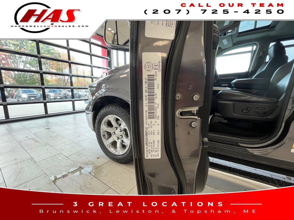 Used 2014 RAM 1500 Laramie w/ Trailer Tow Group AWD/4WD image 17