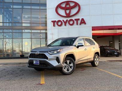 New 2025 Toyota RAV4 XLE